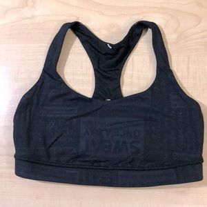 Lululemon sports bra in size 6